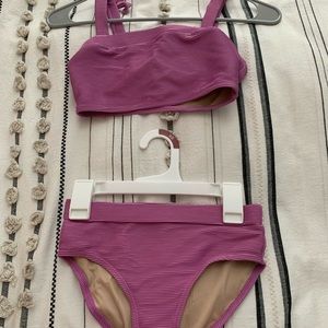 Brand: Old Navy Size: Child Medium